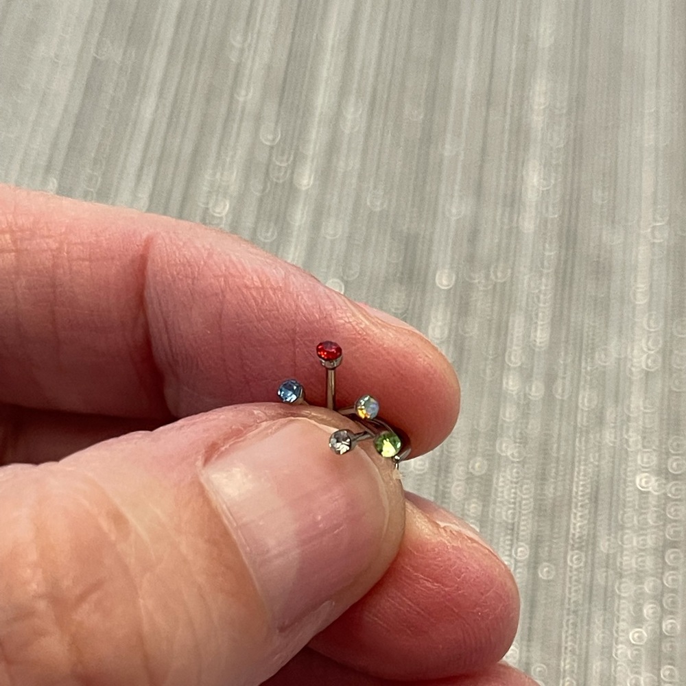 New 5 Pk Left Nostril Nose Screw Studs Pkg 1